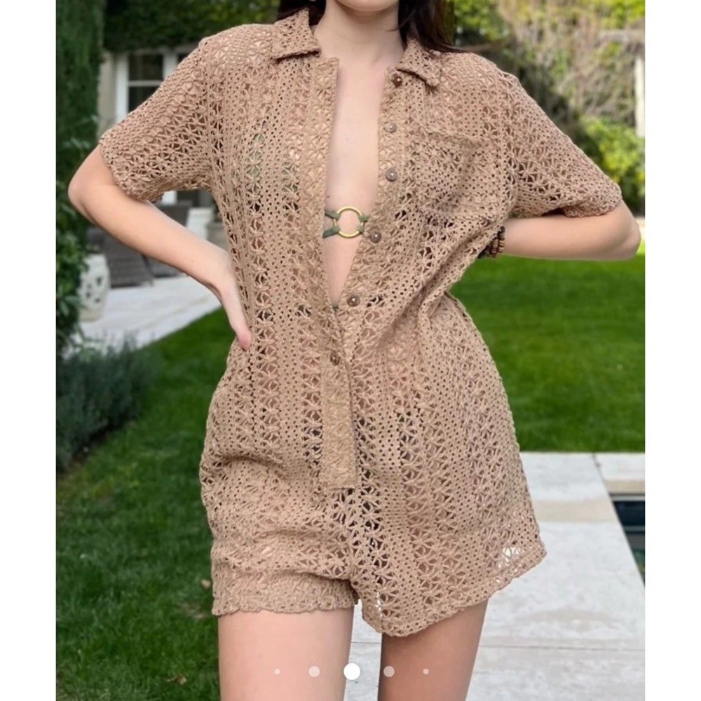 Benaar Los Angeles‎ Tan Crochet Romper Womens Medium Boho Open Knit Button Front